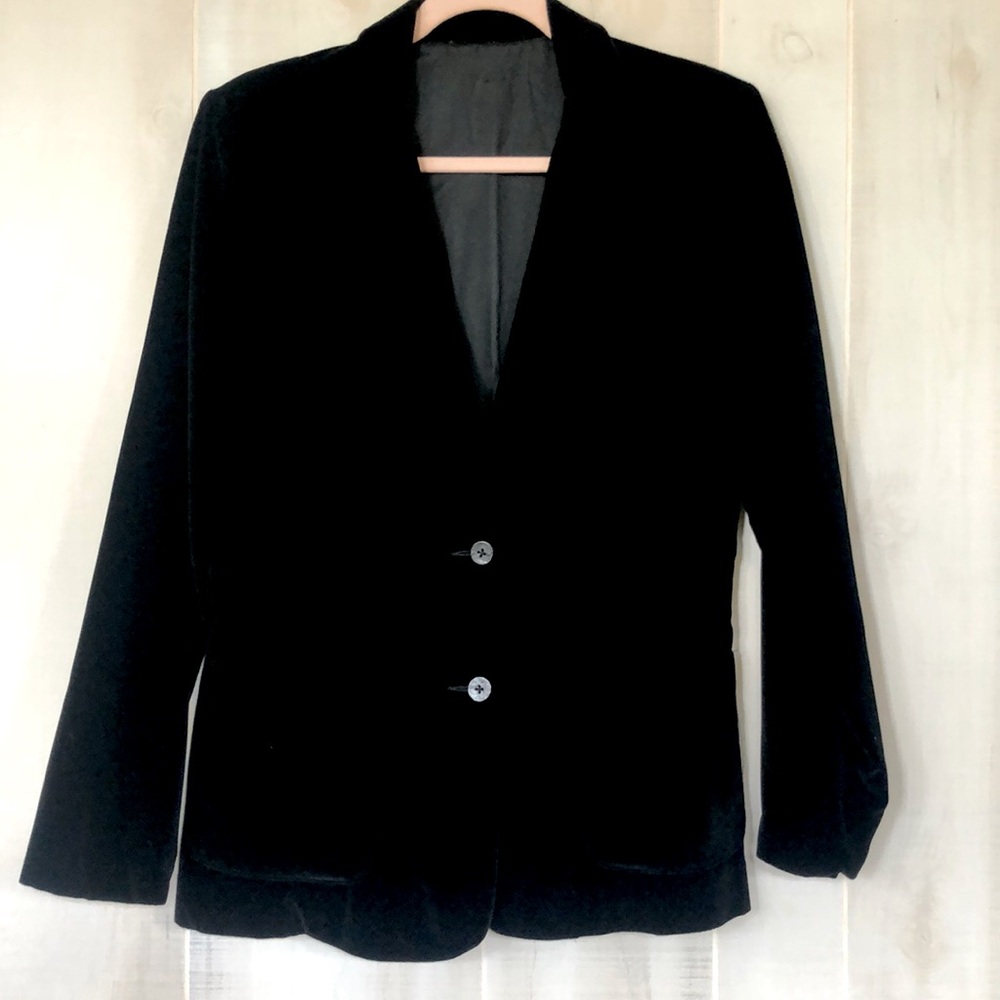 Vintage 1980s black velvet blazer